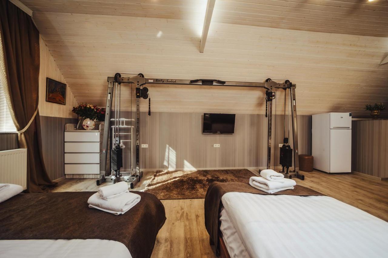 Rustaveli Apartment With Gym Тбилиси Экстерьер фото